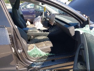 2025 Tesla Model 3, VIN 5YJ3E1EA4SF918358. Фото 5 з 6 з аукціону IAAI. Каталог авто зі США OpenDataCar.