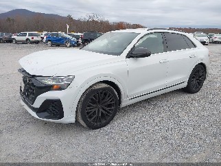 2025 Audi SQ8, VIN WA1CWBF19SD015691. Фото 2 из 6 с аукциона IAAI. Каталог авто из США OpenDataCar.