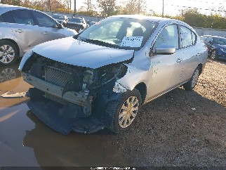 2019 Nissan Versa, VIN 3N1CN7AP8KL851023. Фото 2 з 6 з аукціону IAAI. Каталог авто зі США OpenDataCar.