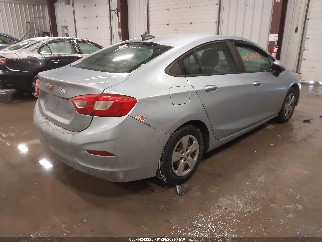 2017 Chevrolet Cruze, VIN 1G1BC5SM3H7240720. Фото 4 з 6 з аукціону IAAI. Каталог авто зі США OpenDataCar.