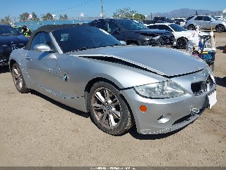 2005 Bmw Z4, VIN 4USBT53555LU11074. Фото 1 из 6 с аукциона IAAI. Каталог авто из США OpenDataCar.