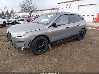 2024 Bmw iX, VIN WB523CF09RCN71549. Фото 2 из 6 с аукциона IAAI. Каталог авто из США OpenDataCar.