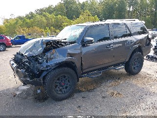 2017 Toyota 4Runner, VIN JTEBU5JRXH5424853. Фото 2 з 6 з аукціону IAAI. Каталог авто зі США OpenDataCar.