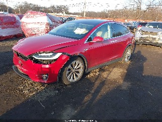 2016 Tesla Model X, VIN 5YJXCAE25GF019497. Фото 2 из 6 с аукциона IAAI. Каталог авто из США OpenDataCar.