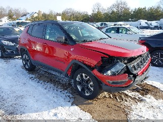 2018 Jeep Compass, VIN 3C4NJDDB4JT191819. Фото 1 з 6 з аукціону IAAI. Каталог авто зі США OpenDataCar.