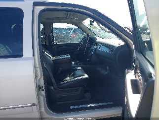 2011 Gmc Yukon XL, VIN 1GKS2MEF8BR361812. Фото 5 з 6 з аукціону IAAI. Каталог авто зі США OpenDataCar.