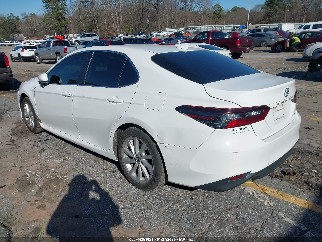 2021 Toyota Camry, VIN 4T1C11AK9MU576258. Zdjęcie 3 z 6 z aukcji IAAI. Katalog aut z USA OpenDataCar.