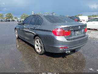 2013 Bmw 3 Series, VIN WBA3B3C56DF539240. Фото 3 з 6 з аукціону IAAI. Каталог авто зі США OpenDataCar.
