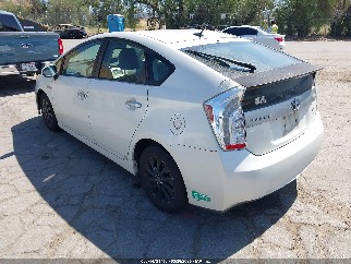 2013 Toyota Prius Plug-In, VIN JTDKN3DP7D3044570. Photo 3 of 6 from IAAI auction. OpenDataCar US salvage catalog.