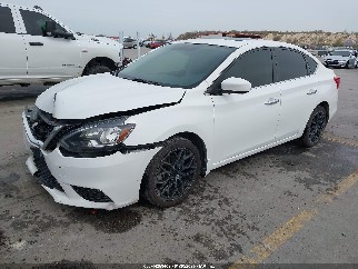 2019 Nissan Sentra, VIN 3N1AB7AP3KY244255. Фото 2 з 6 з аукціону IAAI. Каталог авто зі США OpenDataCar.