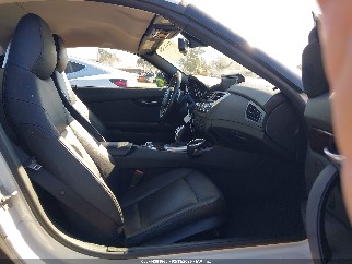 2013 Bmw Z4, VIN WBALL5C50DJ104557. Фото 5 из 6 с аукциона IAAI. Каталог авто из США OpenDataCar.