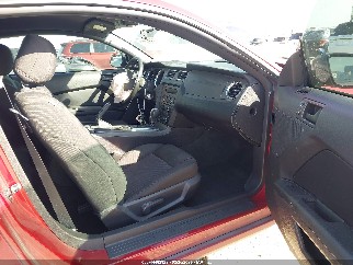 2014 Ford Mustang, VIN 1ZVBP8AM8E5204296. Фото 5 з 6 з аукціону IAAI. Каталог авто зі США OpenDataCar.