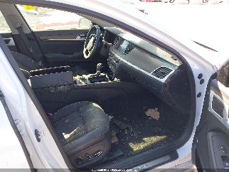 2017 Genesis G80, VIN KMHGN4JF0HU201102. Photo 5 of 6 from IAAI auction. OpenDataCar US salvage catalog.