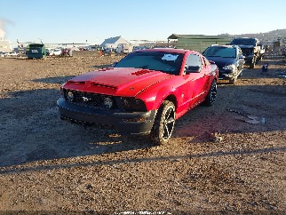 2009 Ford Mustang, VIN 1ZVHT82H095125766. Фото 2 з 6 з аукціону IAAI. Каталог авто зі США OpenDataCar.