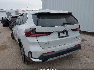 2024 Bmw X1, VIN WBX73EF05R5Y87768. Фото 3 из 6 с аукциона IAAI. Каталог авто из США OpenDataCar.