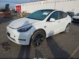 2023 Tesla Model Y, VIN 7SAYGDEE7PF828068. Фото 2 з 6 з аукціону IAAI. Каталог авто зі США OpenDataCar.