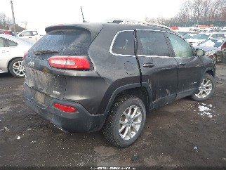 2017 Jeep Cherokee, VIN 1C4PJMCS9HW647179. Фото 4 из 6 с аукциона IAAI. Каталог авто из США OpenDataCar.