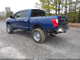 2018 Nissan Titan, VIN 1N6AA1EJ2JN545966. Фото 3 з 6 з аукціону IAAI. Каталог авто зі США OpenDataCar.