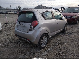 2014 Chevrolet Spark, VIN KL8CB6S97EC568623. Фото 4 з 6 з аукціону IAAI. Каталог авто зі США OpenDataCar.