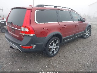2015 Volvo XC70, VIN YV4902NK4F1211375. Фото 4 из 6 с аукциона IAAI. Каталог авто из США OpenDataCar.