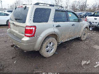 2010 Ford Escape, VIN 1FMCU9DG5AKB30208. Фото 4 з 6 з аукціону IAAI. Каталог авто зі США OpenDataCar.