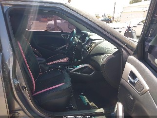 2012 Hyundai Veloster, VIN KMHTC6AD1CU070026. Фото 5 з 6 з аукціону IAAI. Каталог авто зі США OpenDataCar.