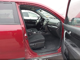 2014 Kia Sorento, VIN 5XYKTDA76EG462101. Фото 5 з 6 з аукціону IAAI. Каталог авто зі США OpenDataCar.