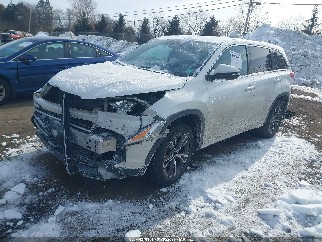 2018 Toyota Highlander, VIN 5TDZARFH8JS036927. Фото 2 з 6 з аукціону IAAI. Каталог авто зі США OpenDataCar.