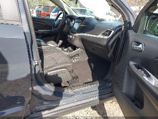 2018 Dodge Journey, VIN 3C4PDCBG0JT274477. Фото 5 з 6 з аукціону IAAI. Каталог авто зі США OpenDataCar.