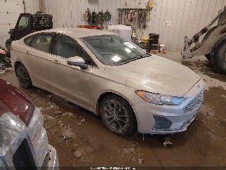 2019 Ford Fusion, VIN 3FA6P0LU6KR197074. Фото 1 з 6 з аукціону IAAI. Каталог авто зі США OpenDataCar.