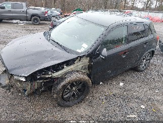 2017 Mitsubishi Outlander Sport, VIN JA4AR3AW8HZ065873. Фото 2 из 6 с аукциона IAAI. Каталог авто из США OpenDataCar.