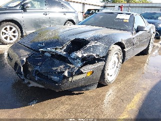 1992 Chevrolet Corvette, VIN 1G1YY23P9N5109950. Фото 2 з 6 з аукціону IAAI. Каталог авто зі США OpenDataCar.
