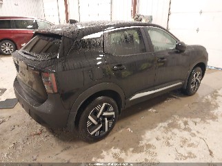 2025 Nissan Kicks, VIN 3N8AP6CA7SL334558. Фото 4 з 6 з аукціону IAAI. Каталог авто зі США OpenDataCar.