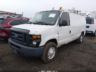 2013 Ford E-250, VIN 1FTNE2EL4DDB26382. Фото 2 из 6 с аукциона IAAI. Каталог авто из США OpenDataCar.