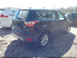 2017 Ford Escape, VIN 1FMCU9GD8HUD90067. Фото 4 из 6 с аукциона IAAI. Каталог авто из США OpenDataCar.