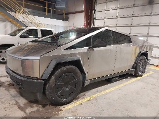 2025 Tesla Cybertruck, VIN 7G2CEHED8SA070952. Фото 2 з 6 з аукціону IAAI. Каталог авто зі США OpenDataCar.