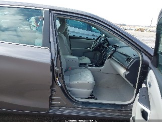 2015 Toyota Camry, VIN 4T4BF1FK7FR499906. Фото 5 з 6 з аукціону IAAI. Каталог авто зі США OpenDataCar.