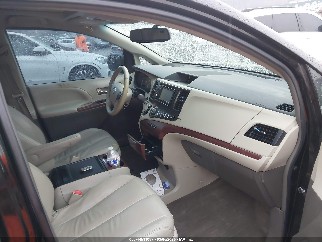 2014 Toyota Sienna, VIN 5TDYK3DC7ES447240. Фото 5 з 6 з аукціону IAAI. Каталог авто зі США OpenDataCar.