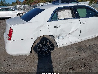 2012 Chrysler 300, VIN 2C3CCAGG1CH280657. Zdjęcie 6 z 6 z aukcji IAAI. Katalog aut z USA OpenDataCar.