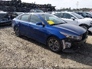 2022 Kia Forte, VIN 3KPF24AD9NE484083. Zdjęcie 1 z 6 z aukcji IAAI. Katalog aut z USA OpenDataCar.