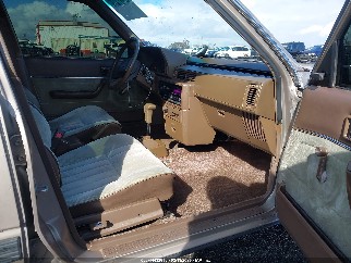 1986 Toyota Camry, VIN JT2SV12EXG6026114. Фото 5 з 6 з аукціону IAAI. Каталог авто зі США OpenDataCar.