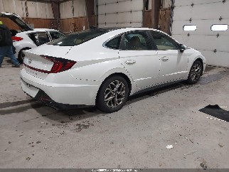 2020 Hyundai Sonata, VIN 5NPEF4JA3LH044147. Zdjęcie 4 z 6 z aukcji IAAI. Katalog aut z USA OpenDataCar.