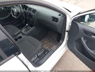 2016 Volkswagen Jetta, VIN 3VW267AJ8GM319822. Фото 5 з 6 з аукціону IAAI. Каталог авто зі США OpenDataCar.