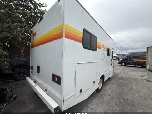 2024 Ford E-350, VIN 1FDWE3FN0RDD47670. Фото 4 з 6 з аукціону IAAI. Каталог авто зі США OpenDataCar.