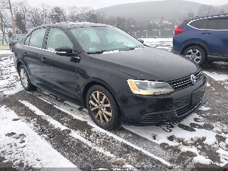 2014 Volkswagen Jetta, VIN 3VWD17AJ5EM331933. Фото 1 з 6 з аукціону IAAI. Каталог авто зі США OpenDataCar.