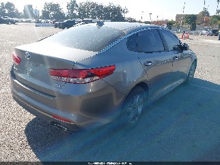 2017 Kia Optima, VIN 5XXGT4L17HG148612. Фото 4 з 6 з аукціону IAAI. Каталог авто зі США OpenDataCar.