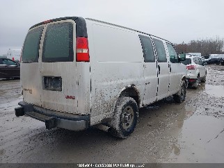 2015 Gmc Savana 2500, VIN 1GTW7FCF9F1130788. Фото 4 з 6 з аукціону IAAI. Каталог авто зі США OpenDataCar.
