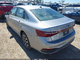 2025 Volkswagen Jetta, VIN 3VW5X7BU7SM021533. Фото 3 з 6 з аукціону IAAI. Каталог авто зі США OpenDataCar.