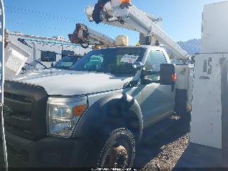 2011 Ford F-450, VIN 1FDUF4GY8BEA38144. Фото 2 з 6 з аукціону IAAI. Каталог авто зі США OpenDataCar.