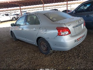 2010 Toyota Yaris, VIN JTDBT4K31A1370867. Фото 3 з 6 з аукціону IAAI. Каталог авто зі США OpenDataCar.